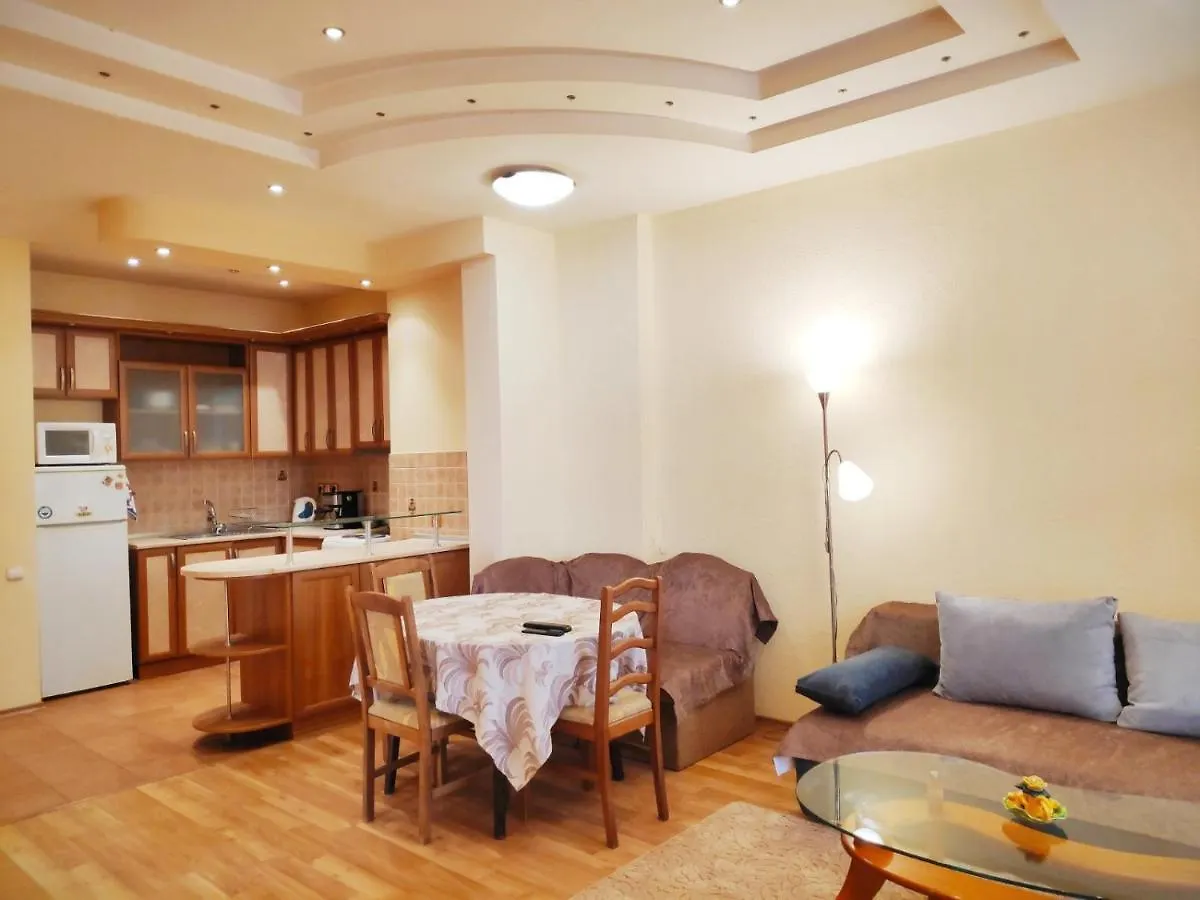 Eтаж От Къща С Двор В Супер Центъра Apartment Burgas Bulgaria