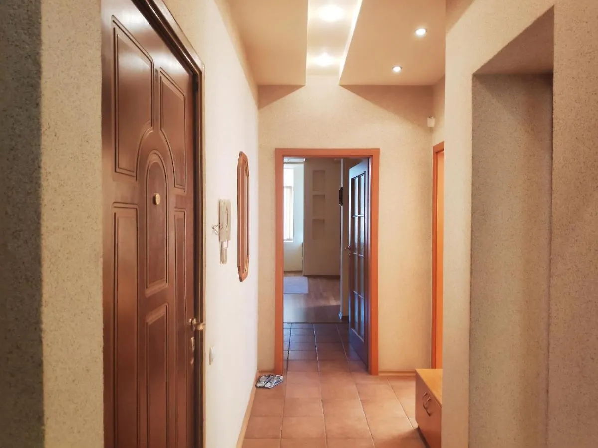 Eтаж От Къща С Двор В Супер Центъра Apartment Burgas